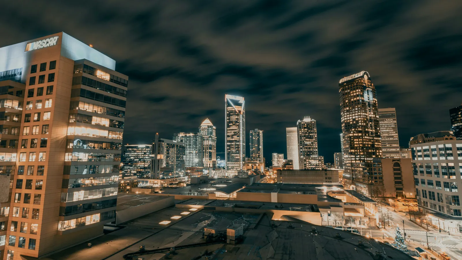 City Base vs Fast Hopping: Which Fits You?