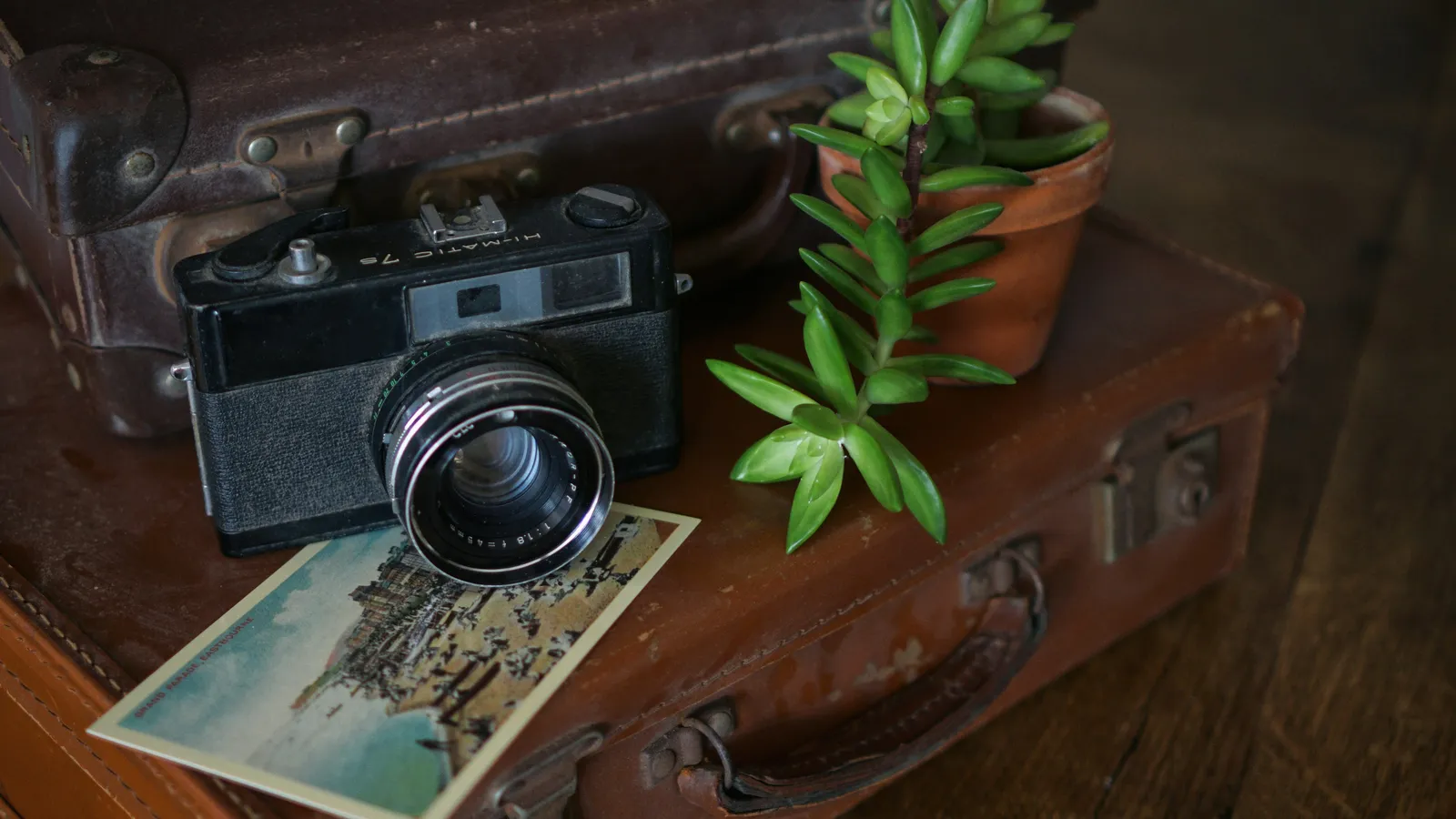 Capturing Memories on Long Trips