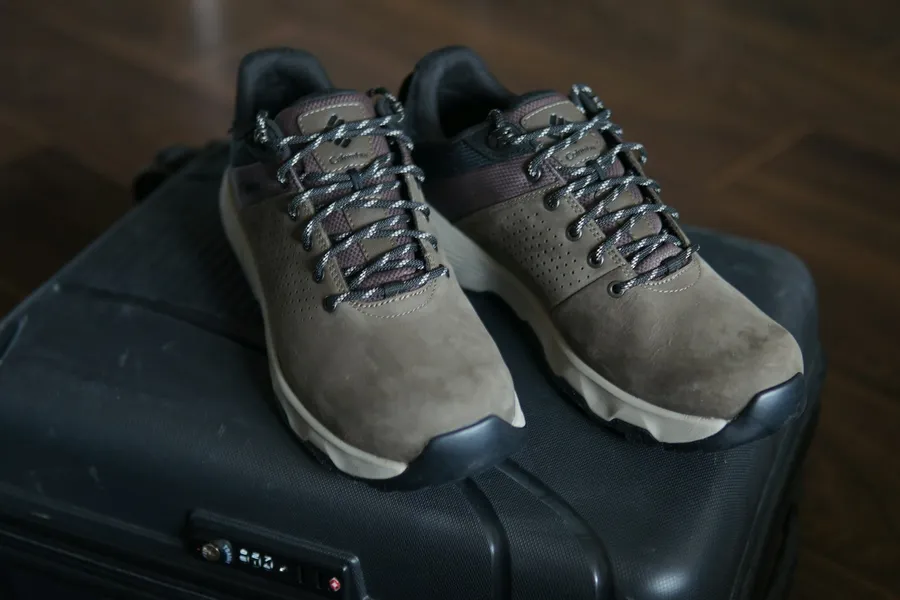 Illustration for The Support Cast: Flip-Flops and the Optional Third Shoe